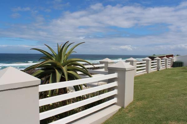 Ocean Breeze Apartment Sea View Exterior foto