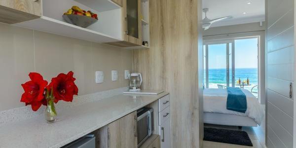 Ocean Breeze Apartment Sea View Exterior foto